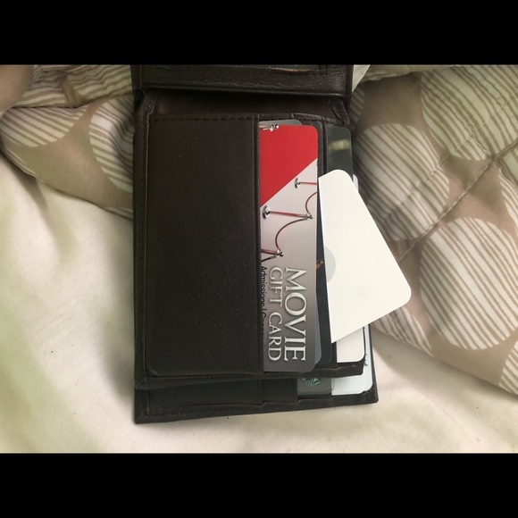 Gucci Wallet - Picture 4 of 5